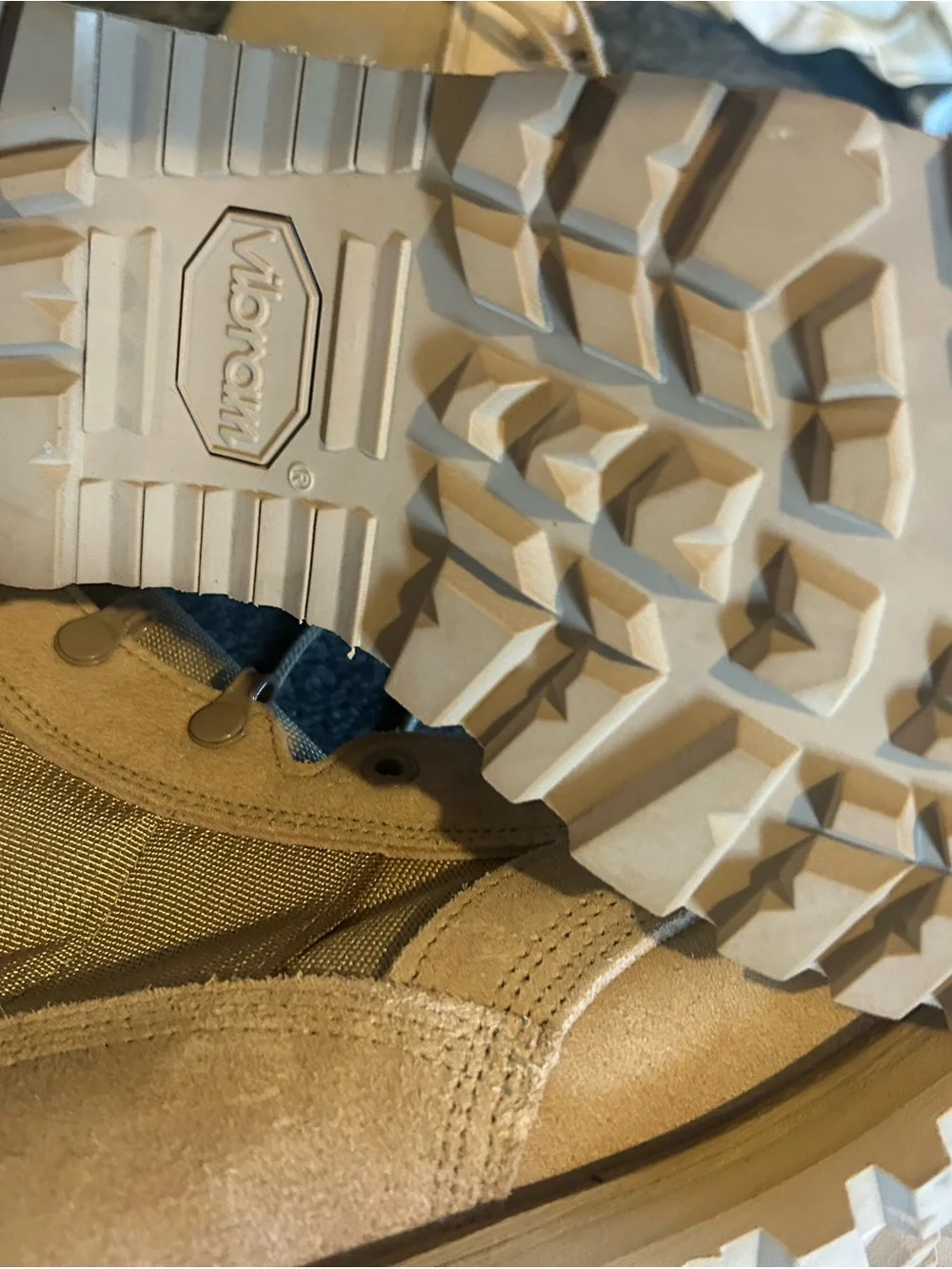 Vibram Mondo PT 8430 UFCW Men's Size 8 R Military Boots Steel Toe Tan Vibram New